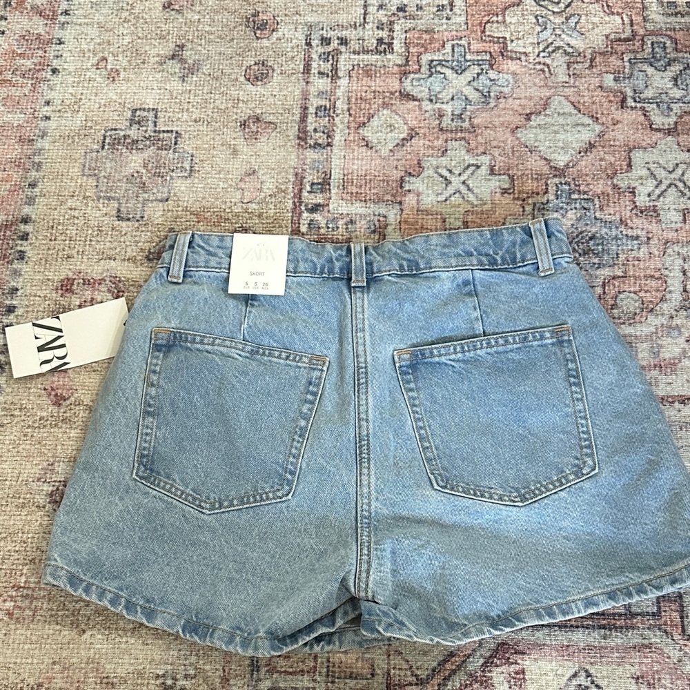 Zara Denim Skort with Button Accents - Picture 3 of 3